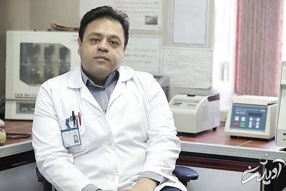 یک ویروس‌شناس: مردم گمان می‌کنند کووید تمام شده است؛ تزریق دز بوستر واجب‌تر از نان شب